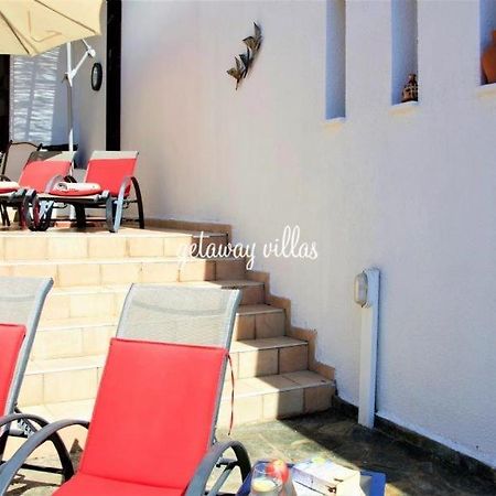 פיסורי Aricia Villa מראה חיצוני תמונה